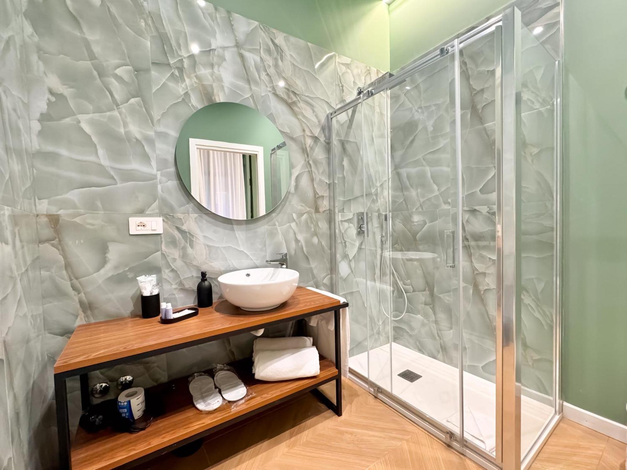 נאפולי Toledo Luxury Rooms - Lr Collection מראה חיצוני תמונה